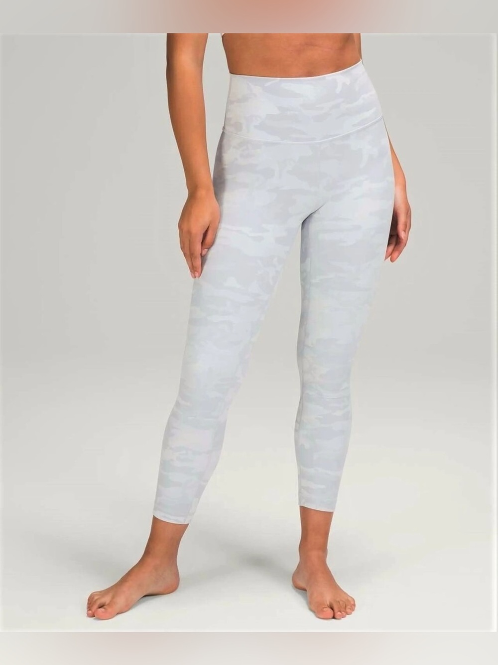 lululemon wunder under high rise incognito Leggings camo jacquard alpine Size 8